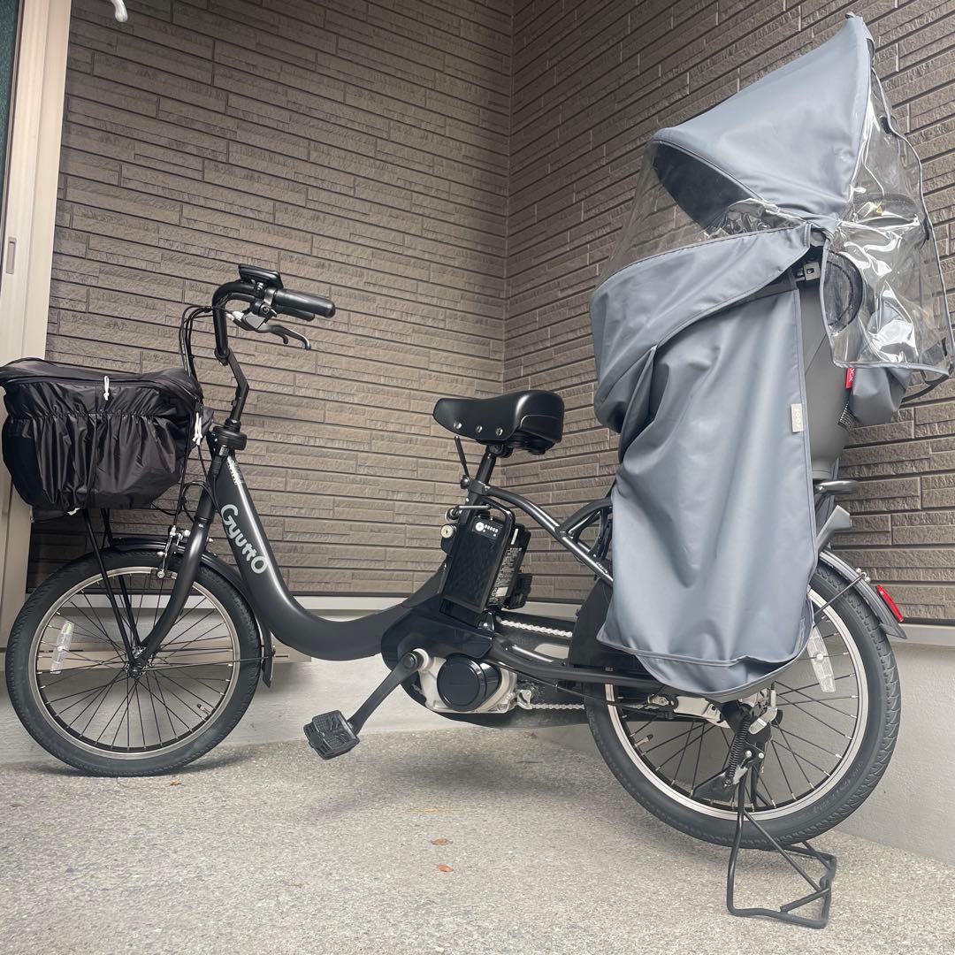 ギュット・クルームR・DX 2025年1月購入　チャイルドシート付　※引取り限定