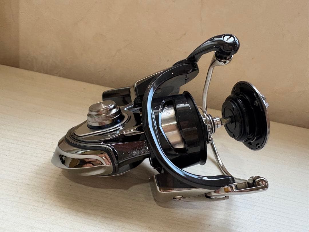 ★☆ダイワ　18イグジスト　LT2500S XH DH ボディ　美品