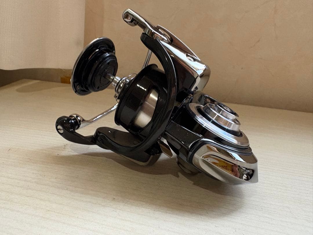 ★☆ダイワ　18イグジスト　LT2500S XH DH ボディ　美品