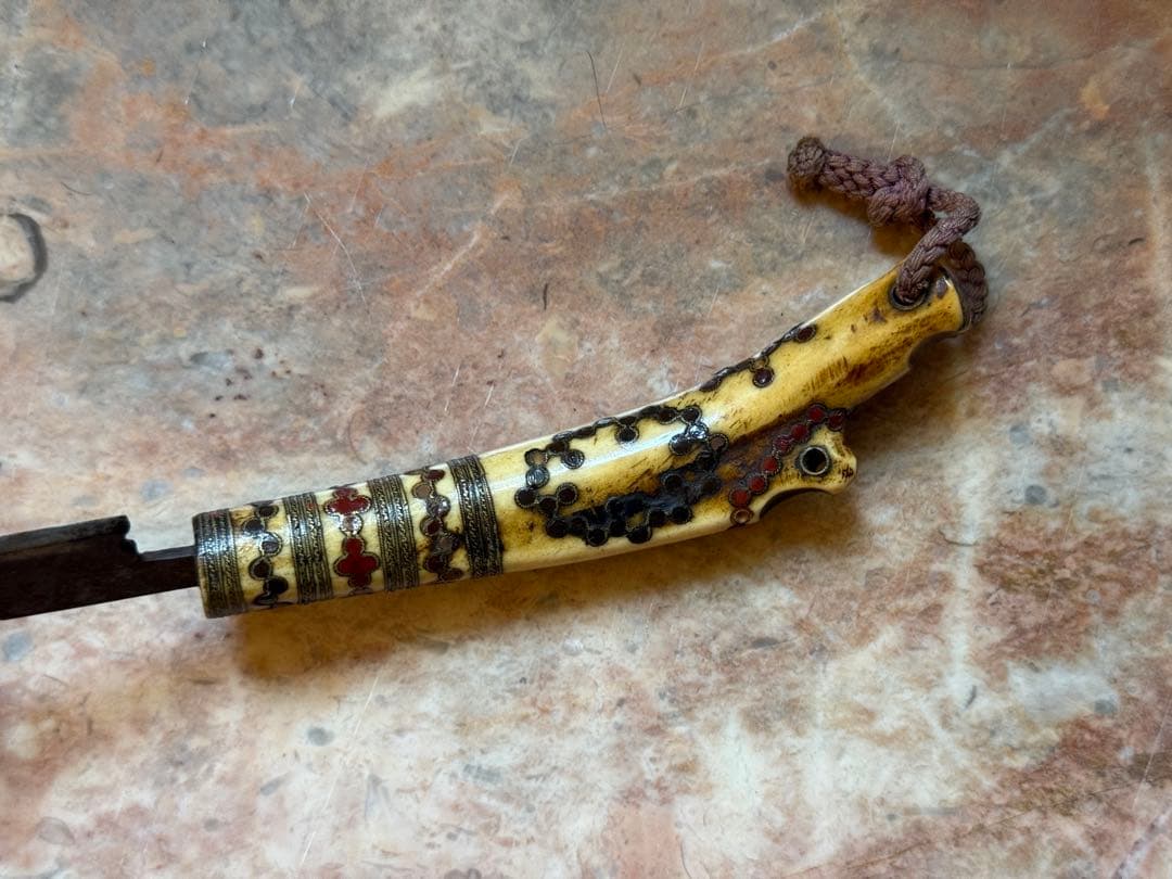 アイヌ古美術 マキリ 鹿角柄 七宝象嵌装飾 小刀