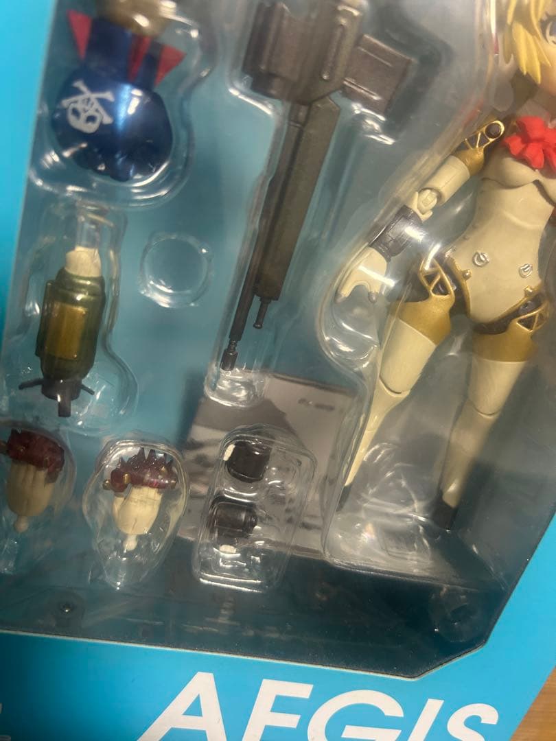 パルフォム アイギス ペルソナ3 ファットカンパニー