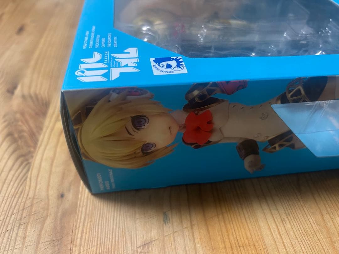 パルフォム アイギス ペルソナ3 ファットカンパニー