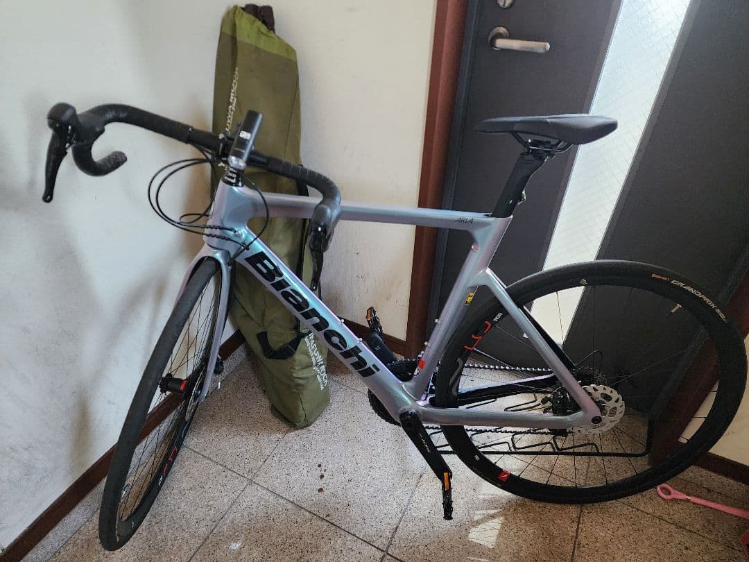 Bianchi ビアンキ　アリア　105di2　カーボンホイール
