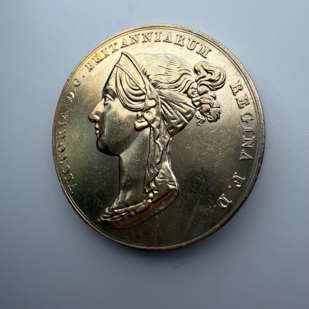 古銭　イギリス領インド（British India）ヴィクトリア女王肖像ルピー