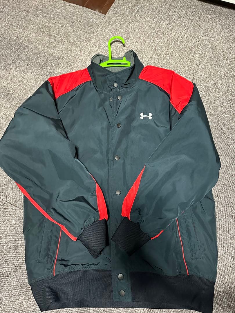 UNDER ARMOUR アンダーアーマー　ウィンドブレーカー　グランドコート