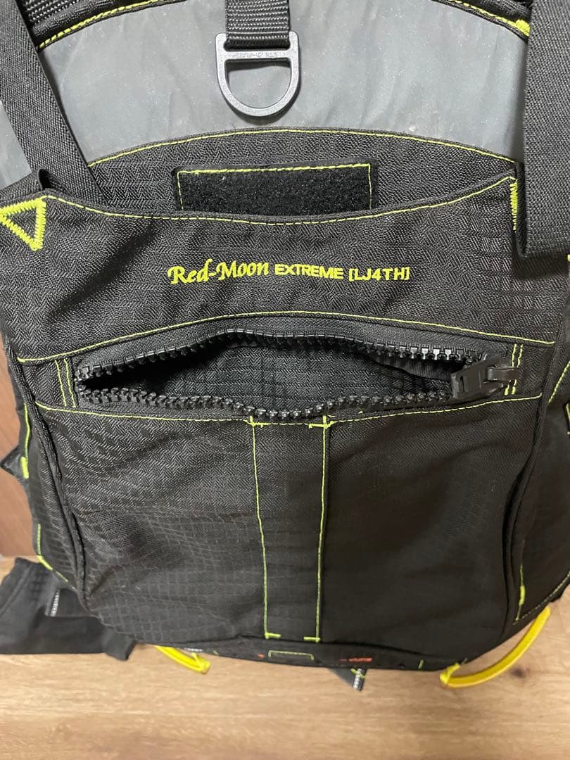 マズメ　ライフジャケット　ウェーディング