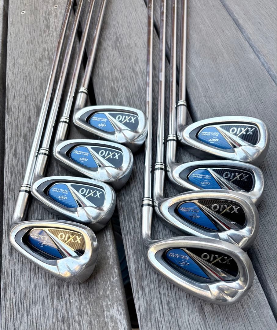 【中古】XXIO8 アイアンセット　８本　スチールR 　右利き　男性用