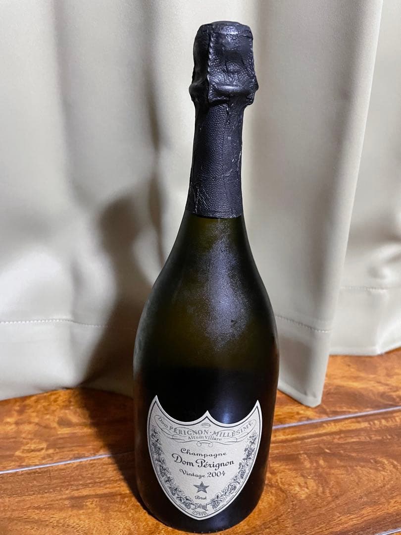 【シャンパン】ドン・ペリニヨン2004【セラー保管】クール便発送