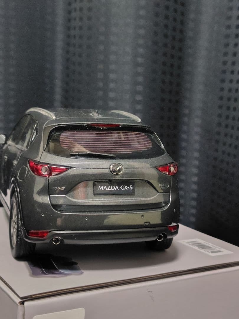 MAZDA CX-5　モデルカー　1/18