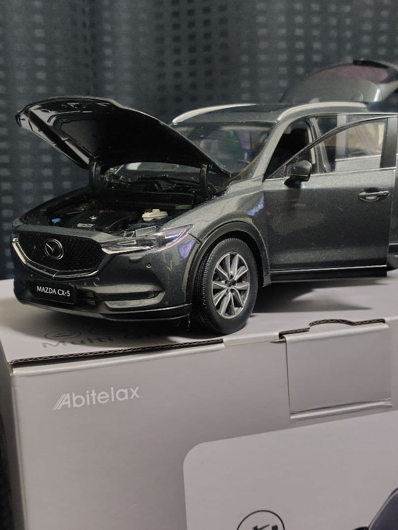 MAZDA CX-5　モデルカー　1/18