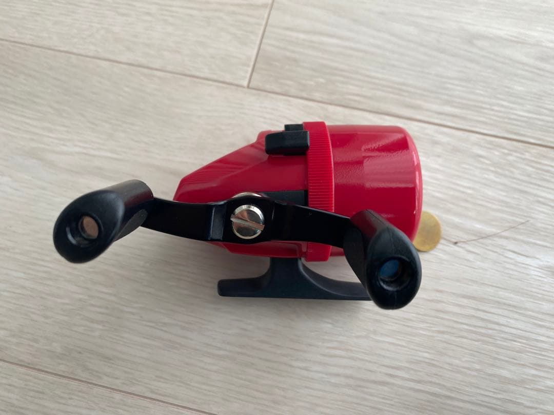 【五十鈴工業】ピッキーノ 釣りキチ三平/鮎川魚紳 ボディカラー：レッド