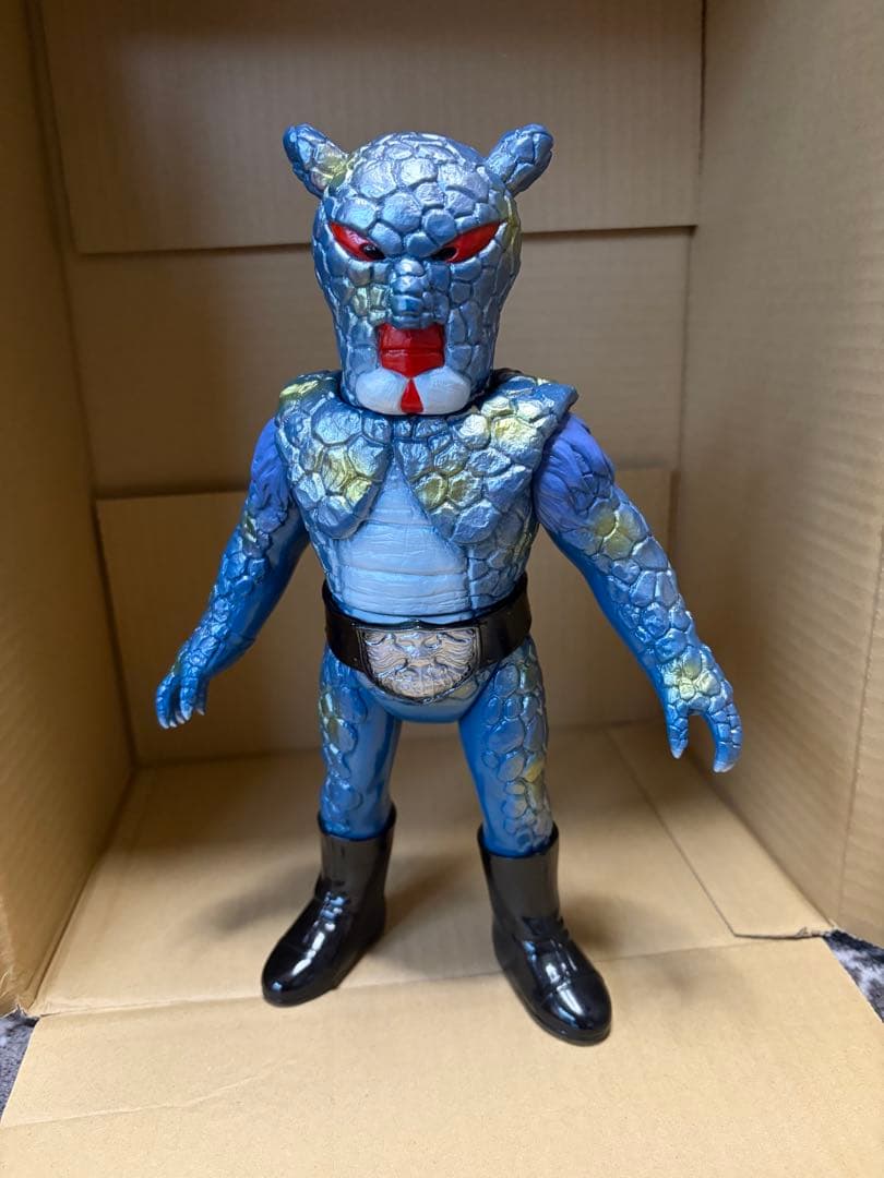 東映レトロソフビコレクション アルマジロング