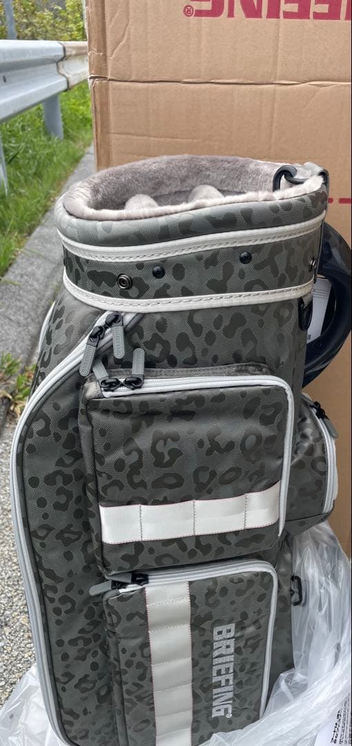 ブリーフィング ゴルフ キャディバッグ 8.5型 5分割 BRG251D21