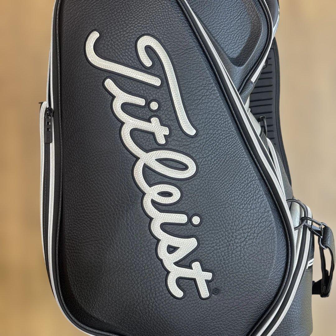 Titleist ゴルフバッグ・キャディバッグ 黒/白