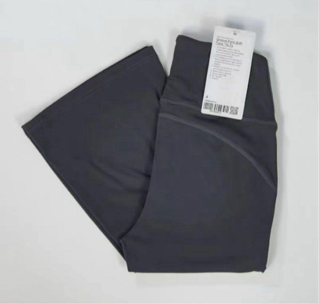 こむ ♪新品Lululemon Groove ヨガパンツM(6)
