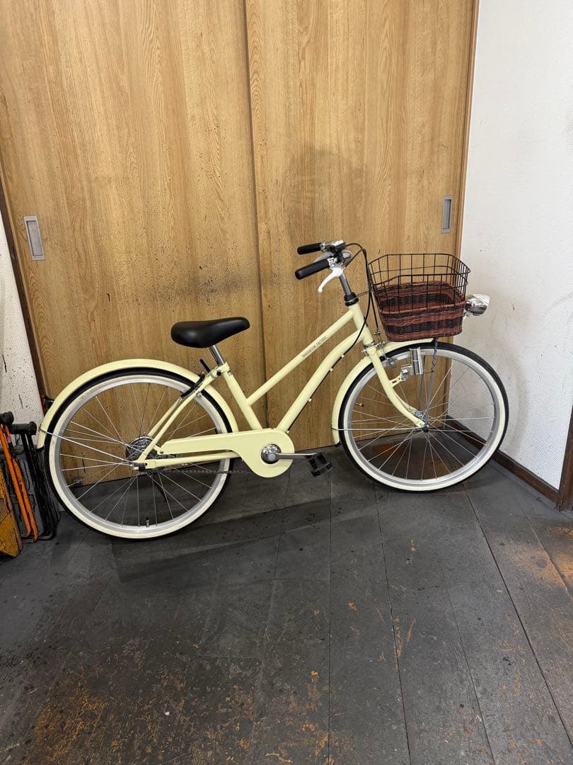 中古車　イノベーションファクトリーJr　22インチ　LEDダイナモライト　美品