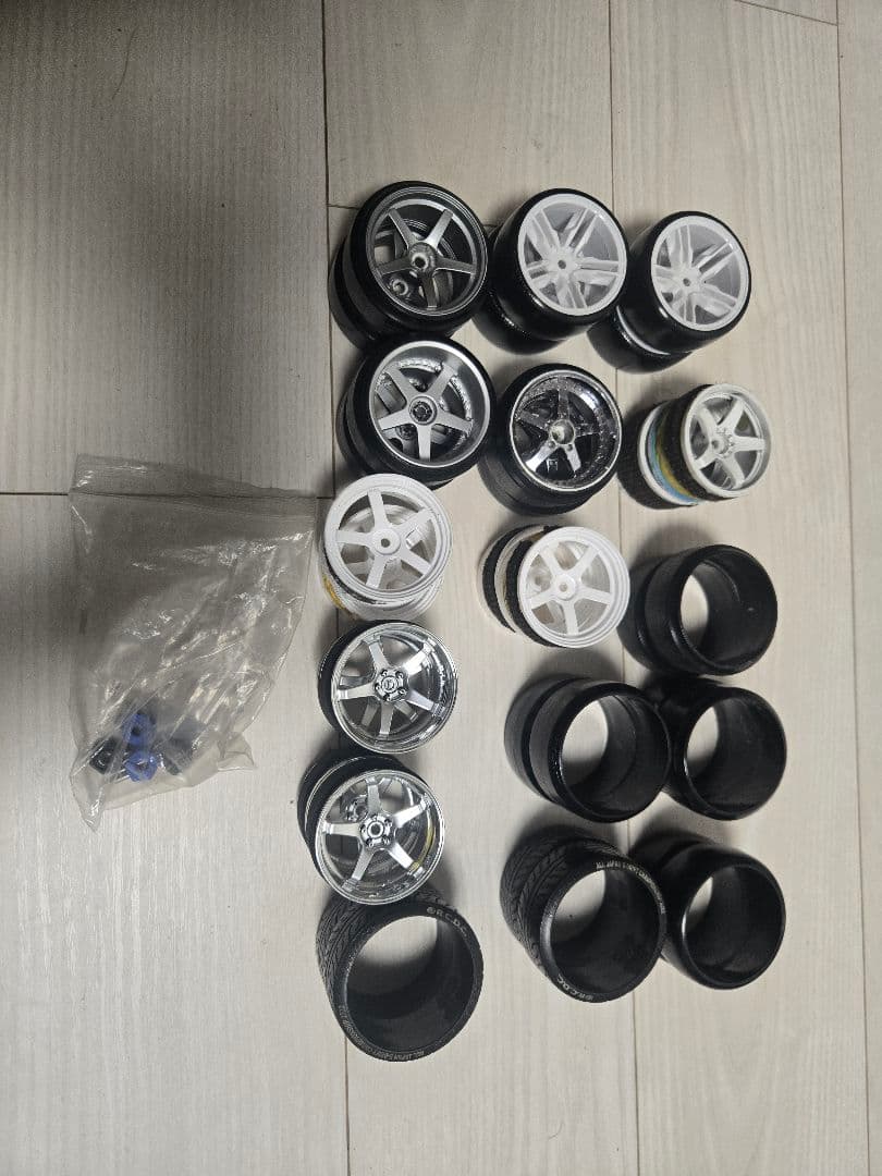 ラジコン 即ドリフト 引退 フルセット サクラD5フルオプ サンワM17