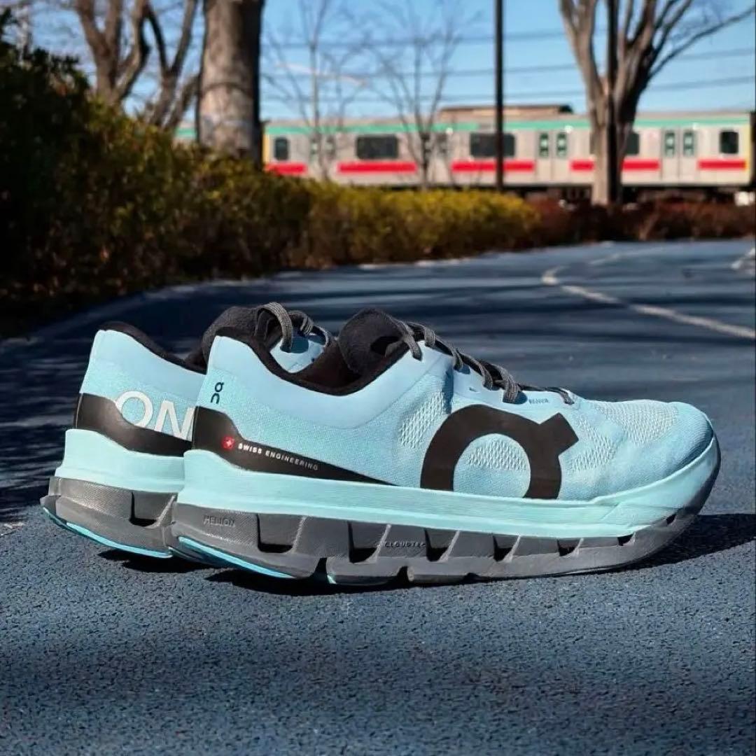 【トラック使用のみ】 On Cloudflow 5 (26.5cm)