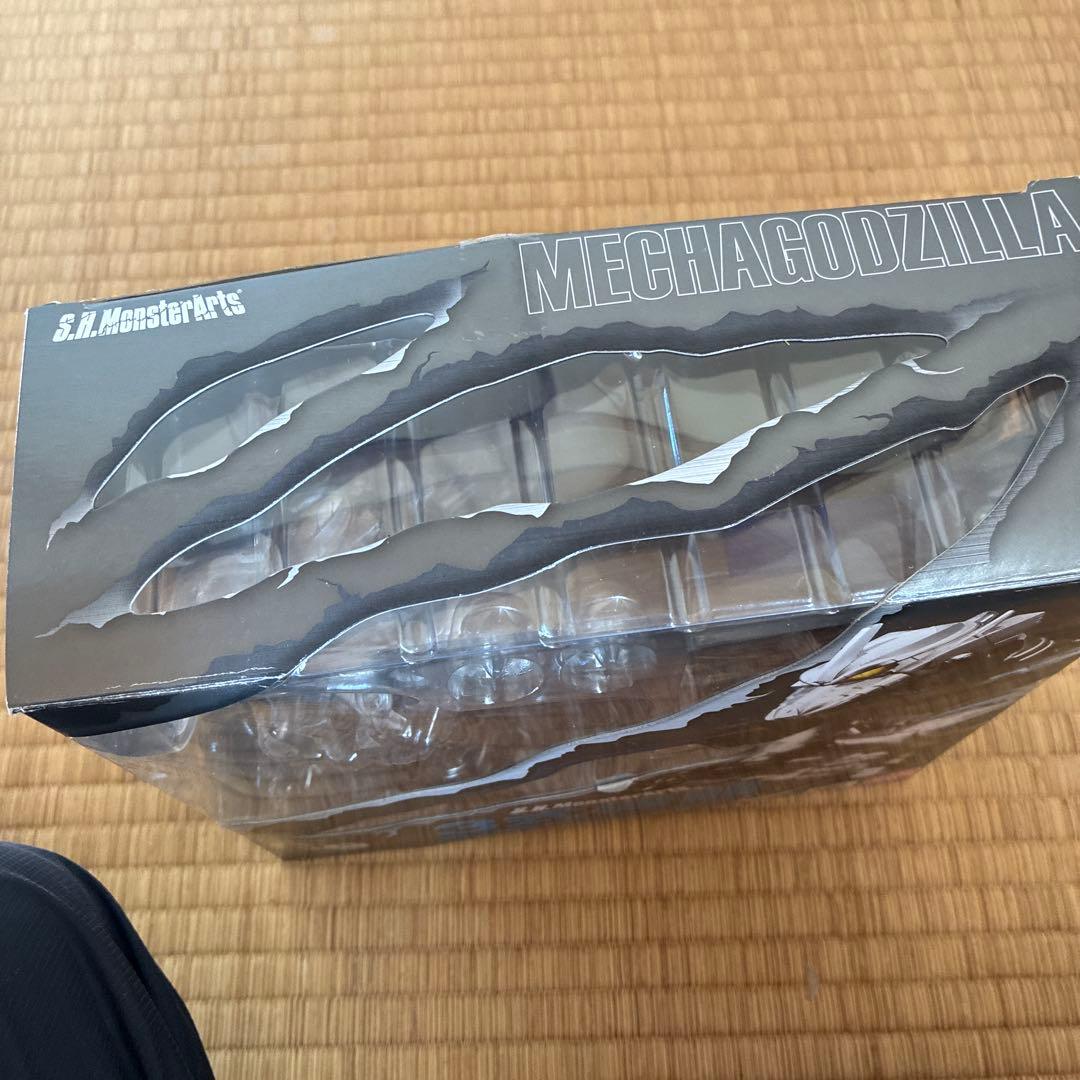 BANDAI S.H.MonsterArts 3式機龍