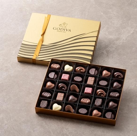 GODIVA チョコレート ハート オブ ゴールド コレクション 30個