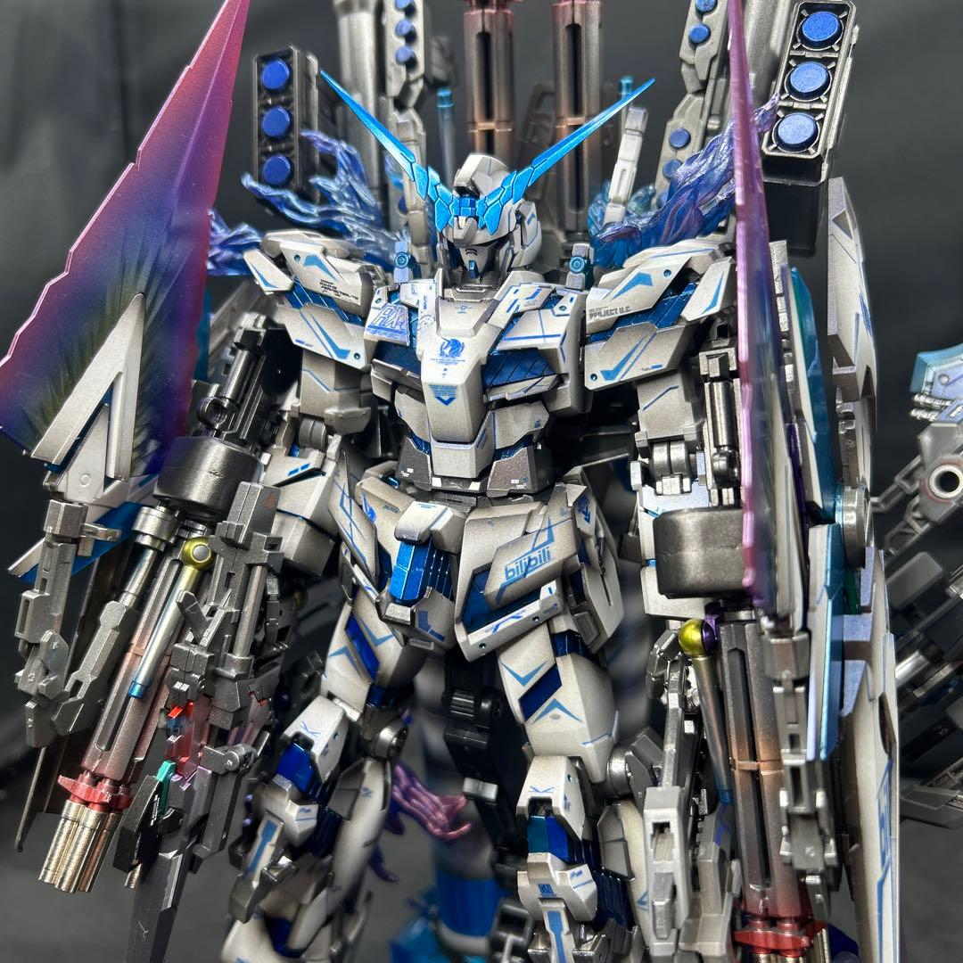 ガンプラ　塗装済み完成品　オリジナルカラー　グラデーション塗装　ミキシング