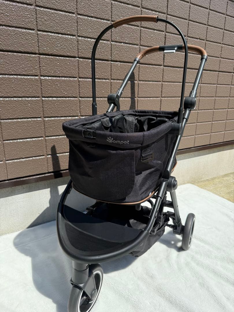 ①【美品】コンビ コムペット ルルテイル キャリー マウナロアブラック カート