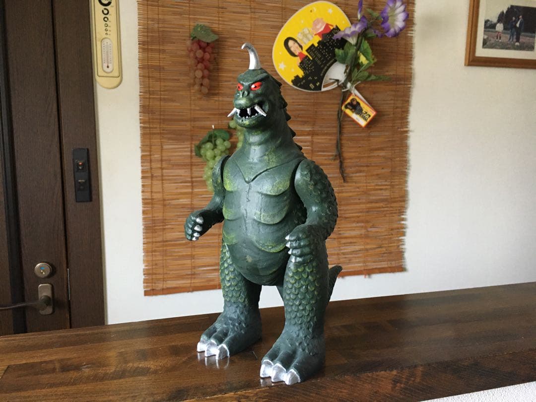 マルサンプラモデル　ゴメス　レプリカキット完成品