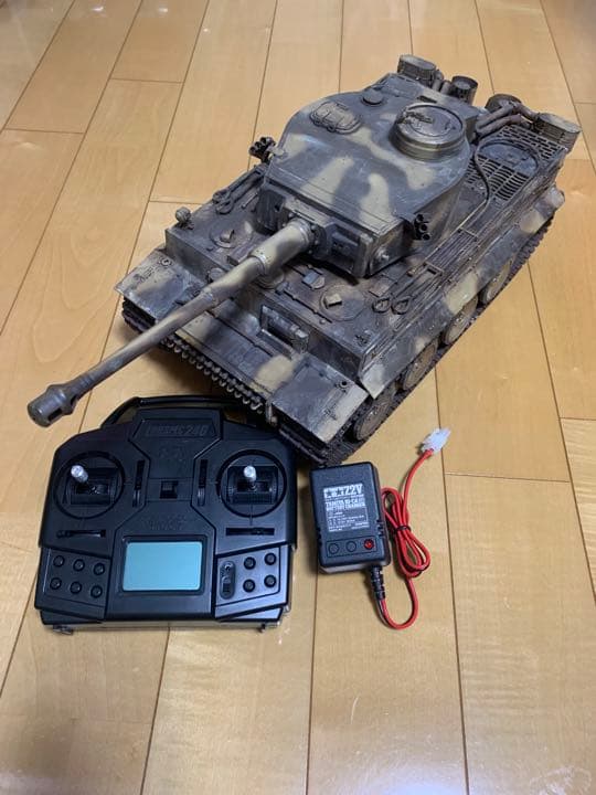 タミヤ1/16RC ドイツ重戦車 タイガーI