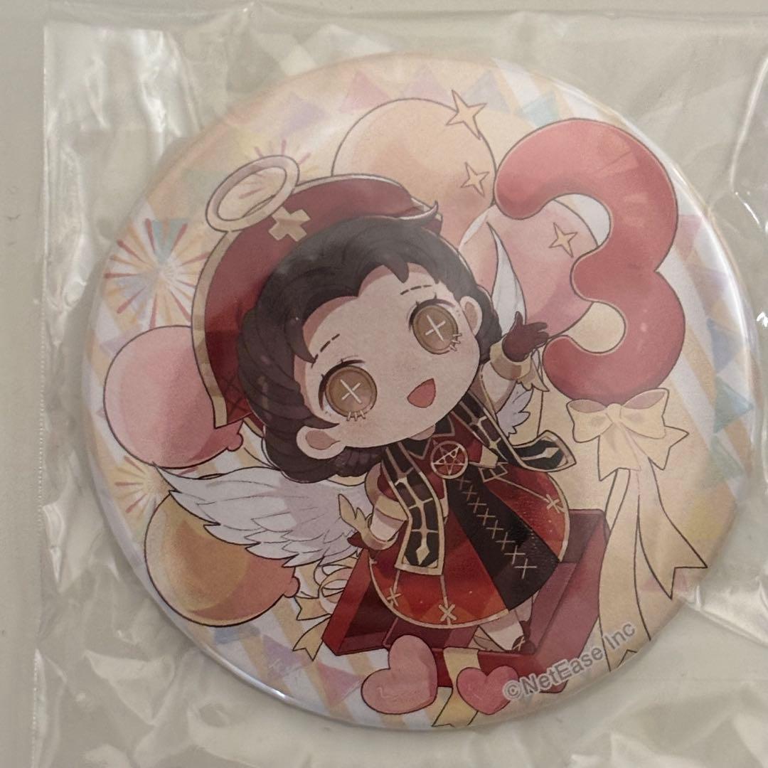 キ*ン様 第五人格スイパラ3周年 医師 エミリー・ダイアー 　缶バッジ