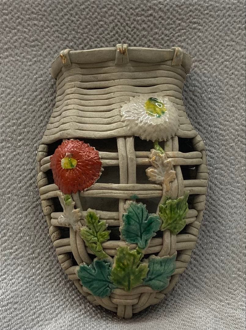 B246s 萬古焼　菊透し掛花入　骨董品