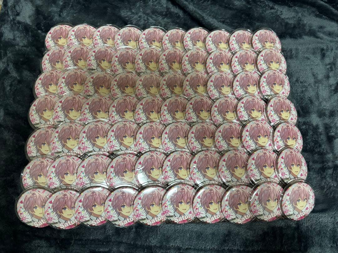 すとぷり　さとみくん 2022Spring等身 缶バッジ　70個