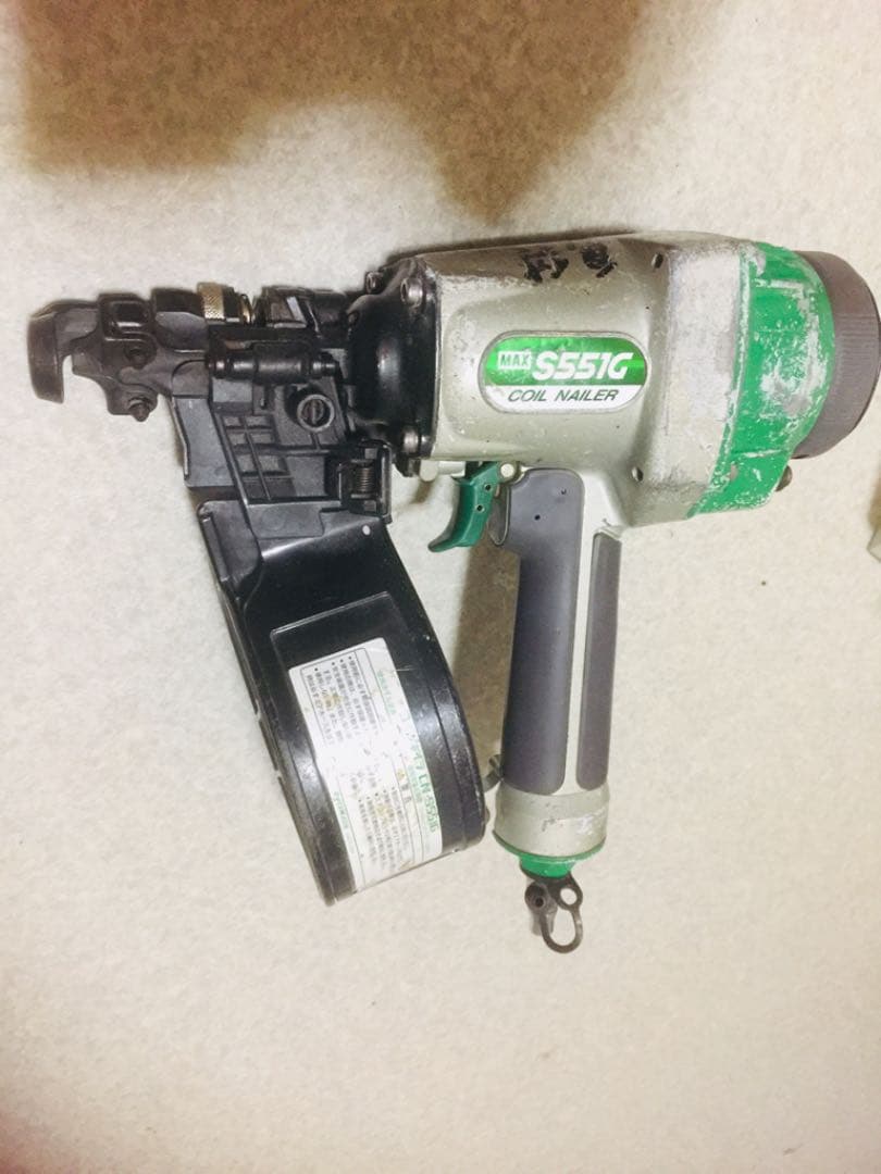 Max S551G 釘打ち機