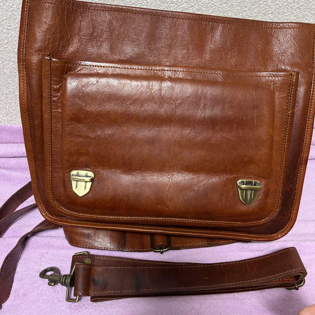 ショルダーバッグ ブラウン