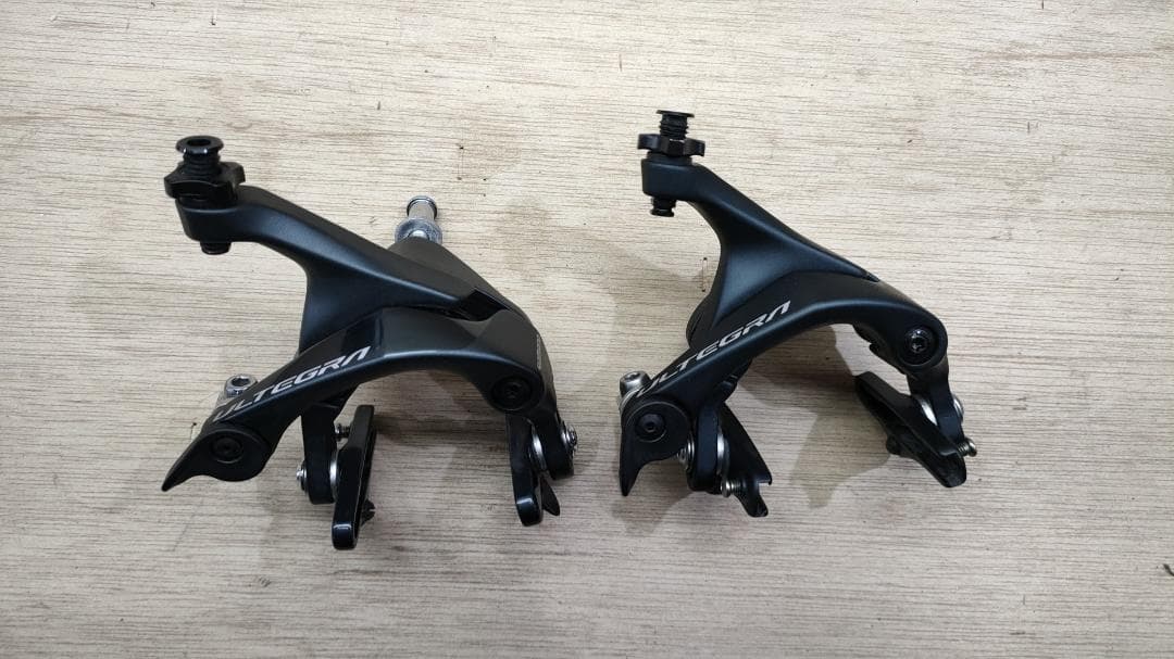 ULTEGRA アルテグラ■キャリパーブレーキ　前後セット■ BR-R8000■