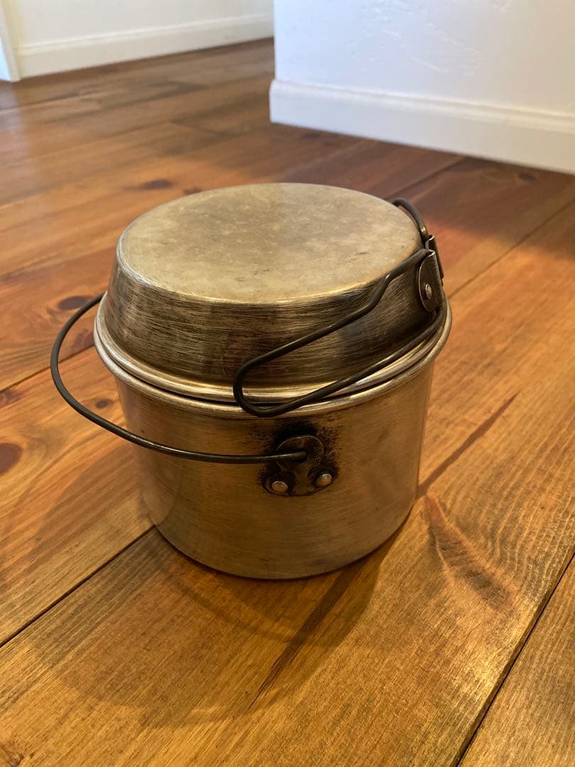 ホットンブルドッグ ビリー缶