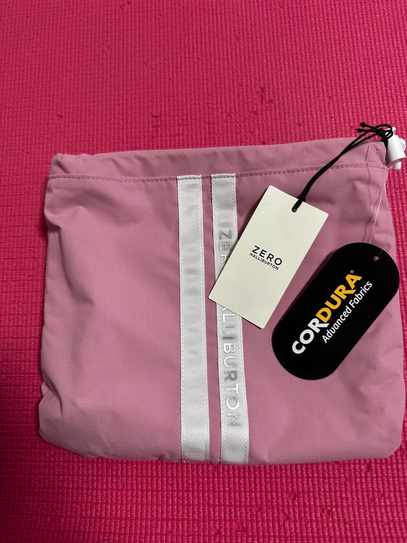 ZERO HALLIBURTON トラベルケースピンク