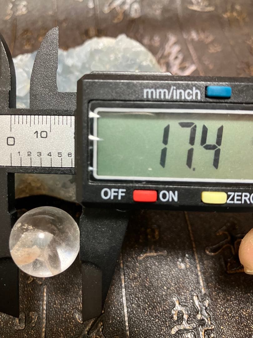 高品質　クォーツインクォーツ　貫入り水晶スフィア　17.4mm