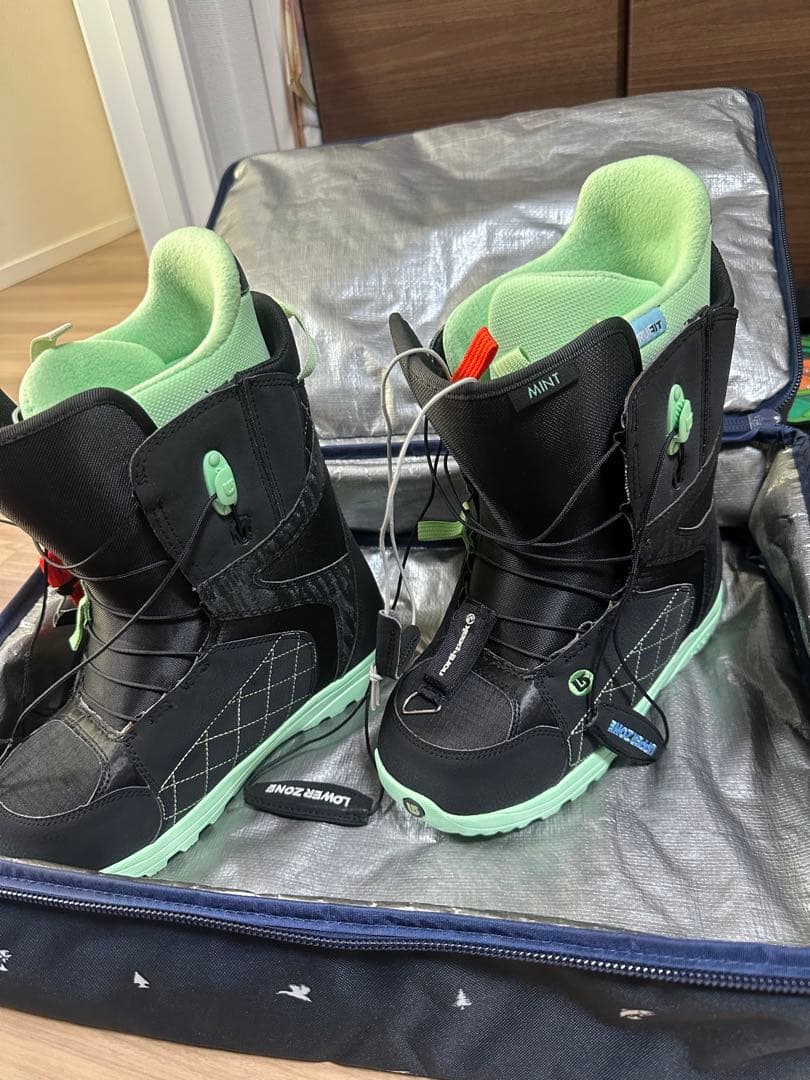 【未使用級】BURTON MINT AFスノーボード レースブーツ　黒/グリーン