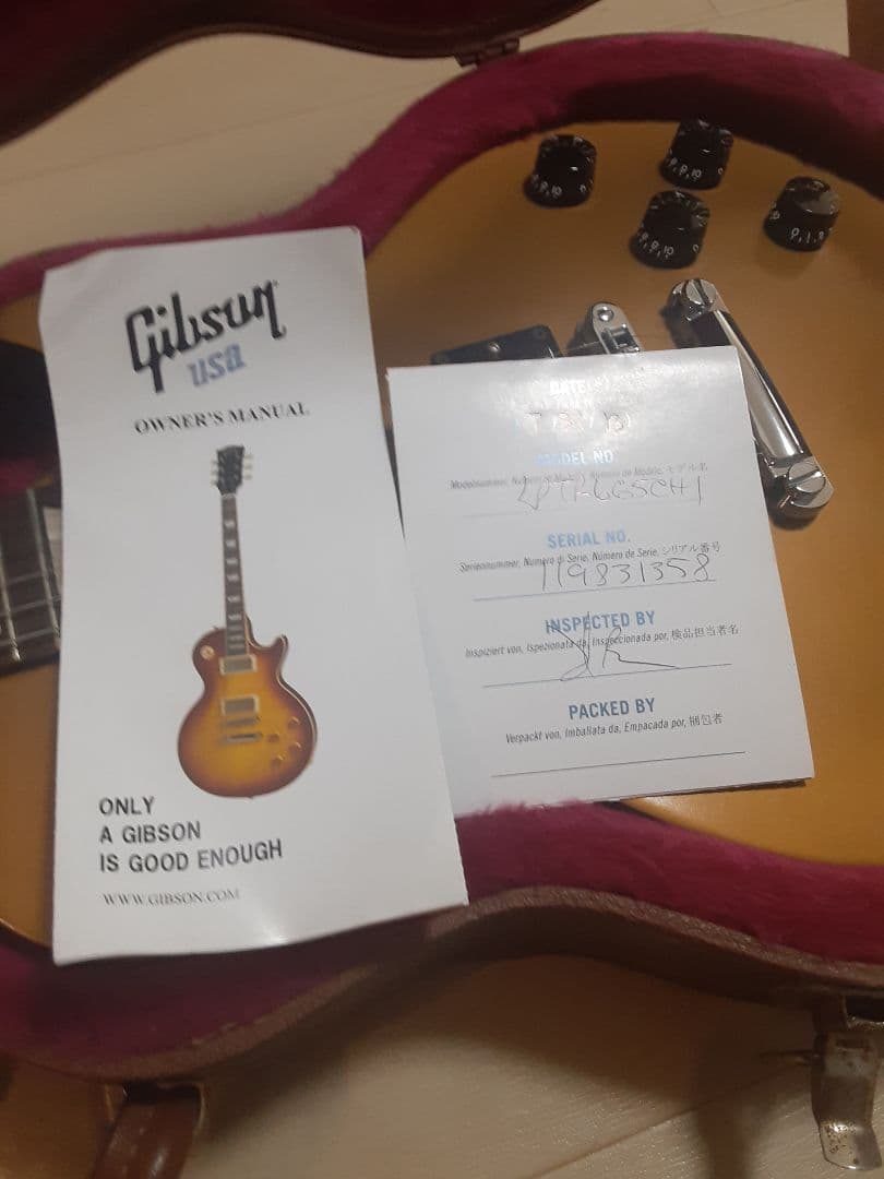 ギブソンレスポール　トリビュート　60S ゴールドトップ