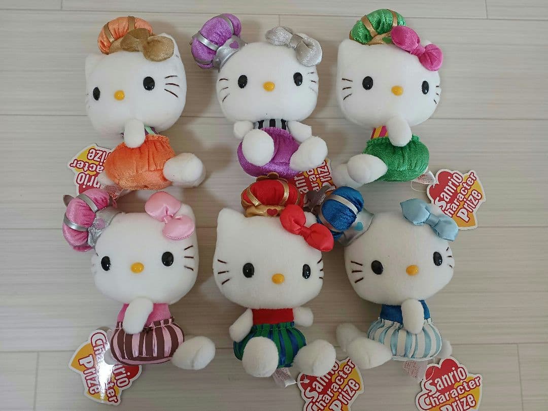 ハローキティ ぬいぐるみ 6体セット　推し活