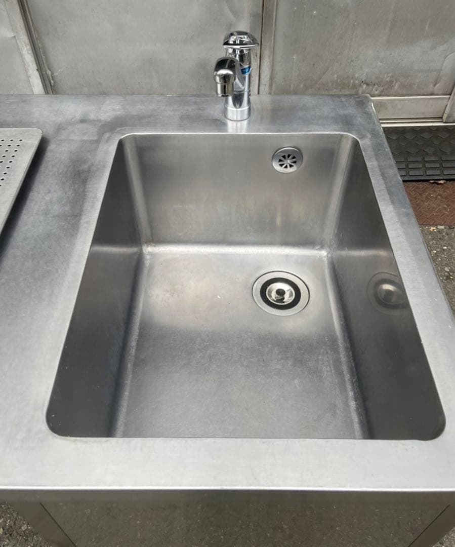業務用 台付き 1槽シンク 混合水栓 蛇口付き 幅1120×奥735×高さ840