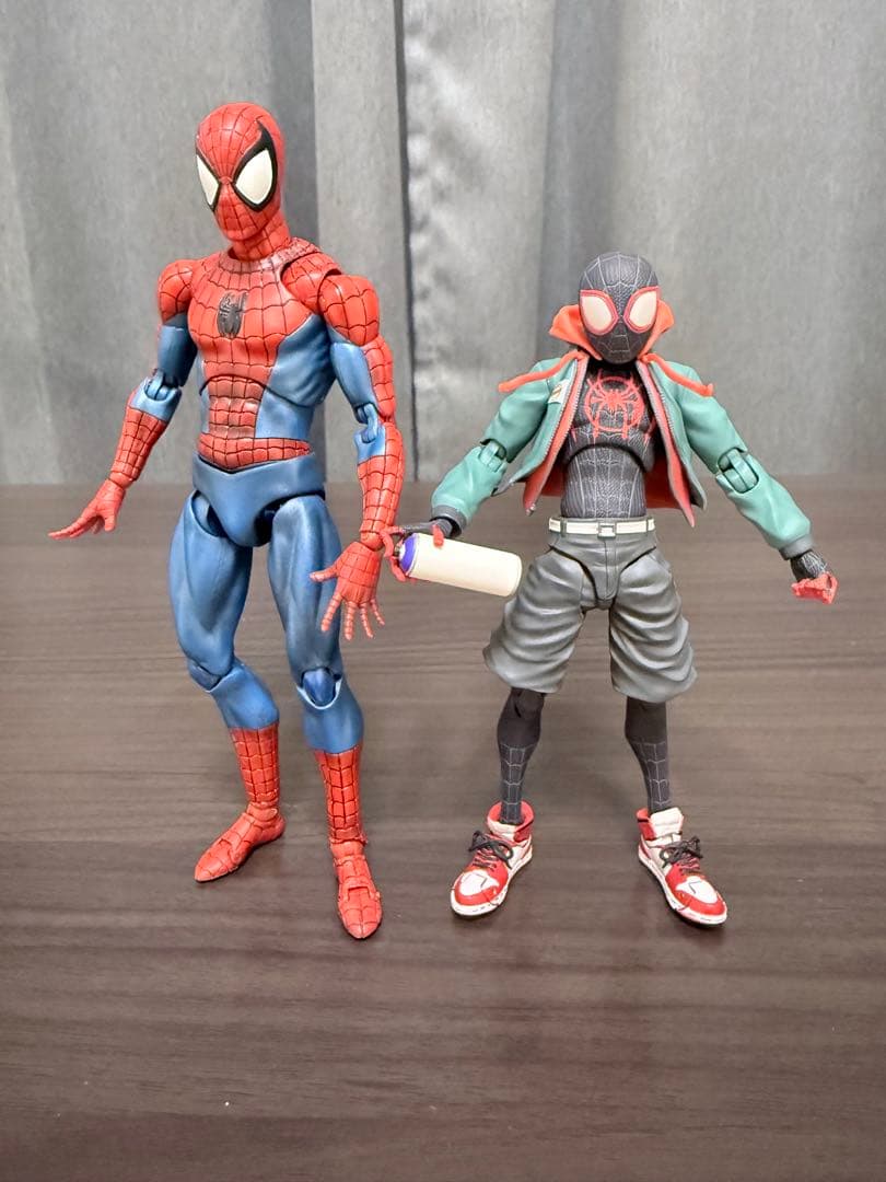 K*o様 千値練 スパイダーバース マイルス MAFEX スパイダーマン コミッ