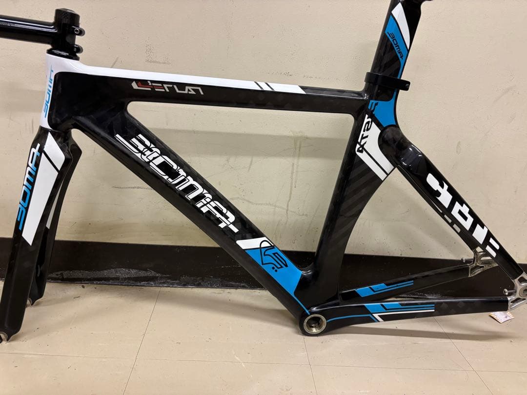 BOMA LEFLAT (ボーマエクラ)