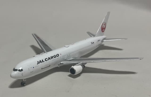 航空機・ヘリコプター JALCargo B767-300ER JA653J