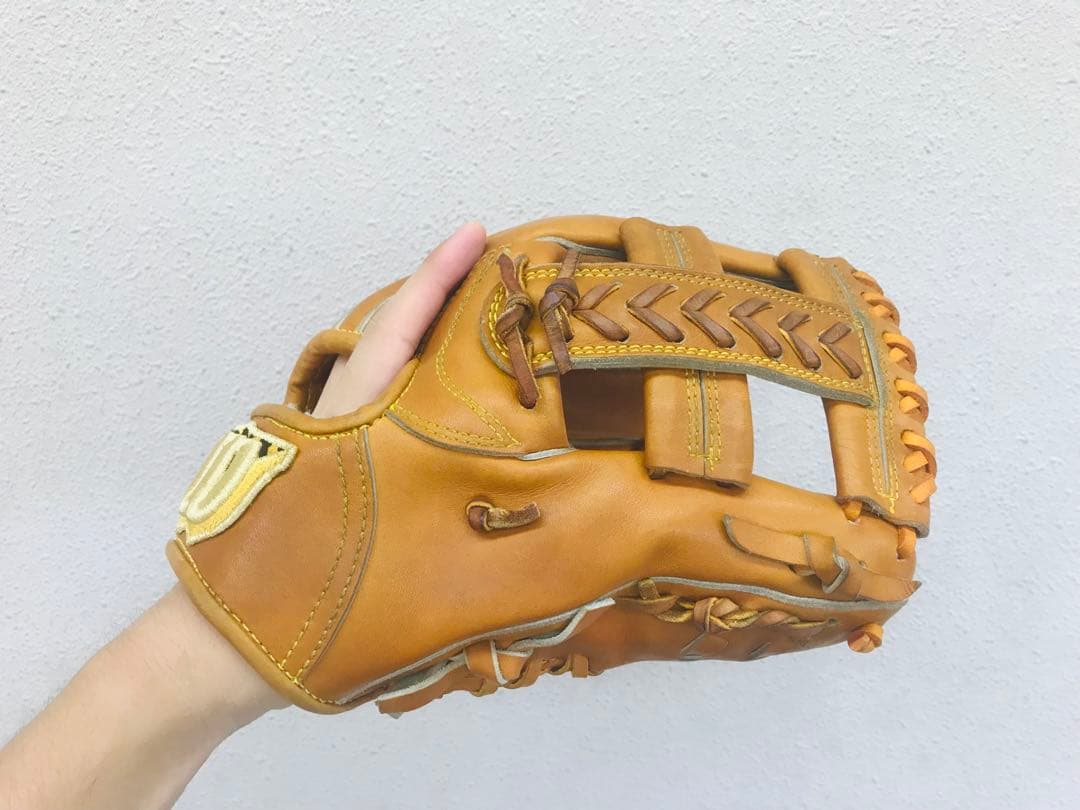 ファーイーストディガー　硬式用グラブ　　　　　　　　　　　　　　　　（内野手用）