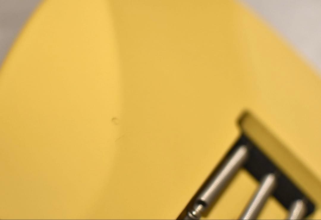 K.Nyuiエレキギター イエロー