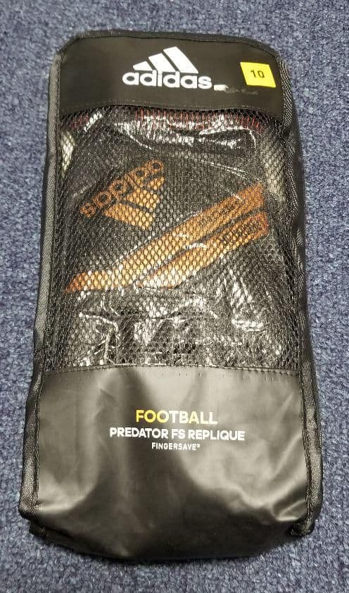 サッカー、ゴールキーパーグローブ、 プレデター フィンガーセーブ、 サイズ10