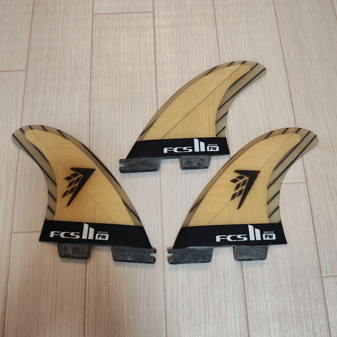 FCS II FW サーフボードフィン Medium