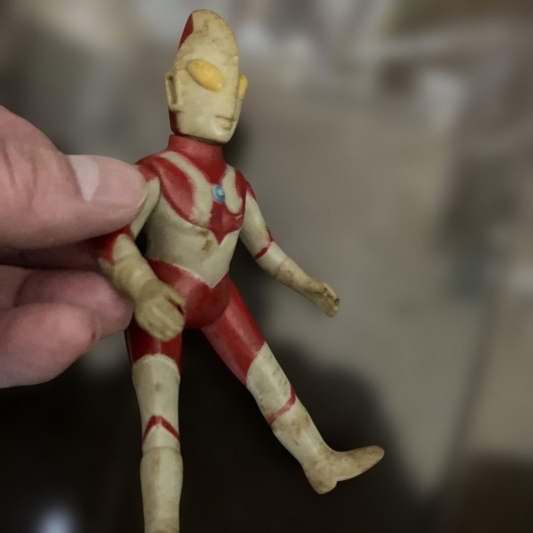 ブルマアク★ウルトラマン　ソフビ★凜々しい顔★全域可動可★劣化あるも光沢有