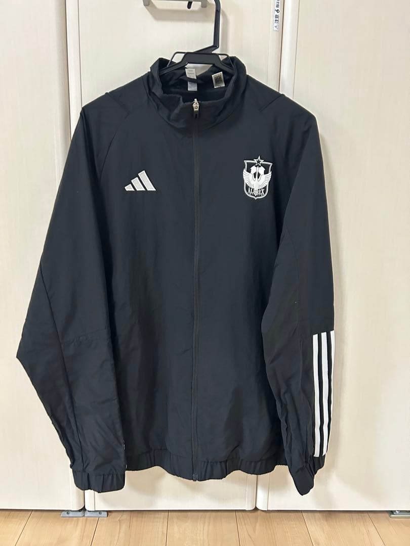 adidas アルビレックス新潟 アンセムジャケット